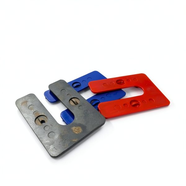Glazelock GLZ04 1/4" Thick Shim 4" L x 3" W with7/8 Slot Interlocking Square Horsehoe Plastic Shims Black (400, 1/4 inch)-2